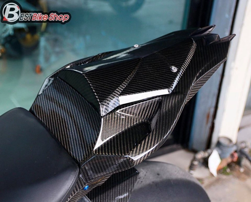 Bmw hp4 vẻ đẹp tuyệt sắc trong trang bị full áo carbon ilmberger - 13