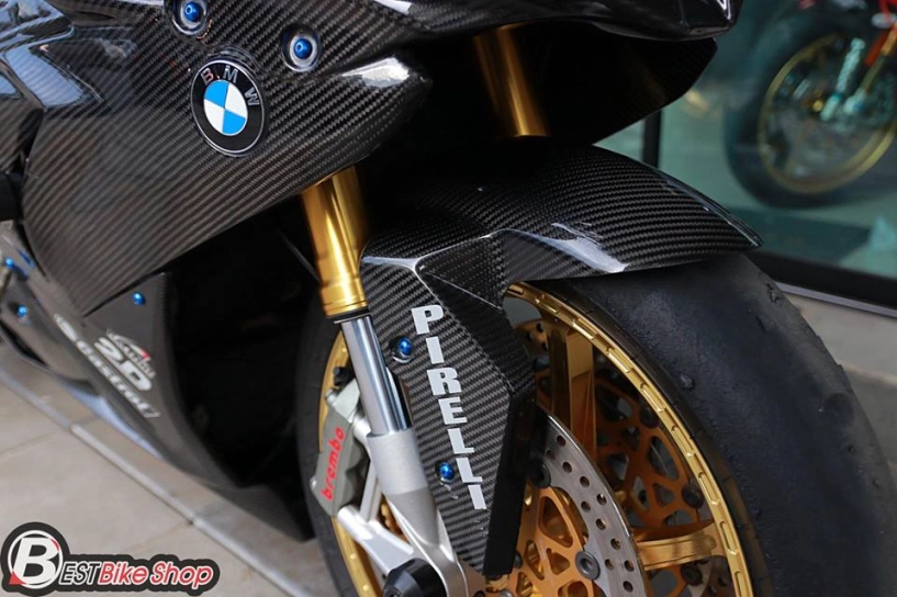 Bmw hp4 vẻ đẹp tuyệt sắc trong trang bị full áo carbon ilmberger - 16