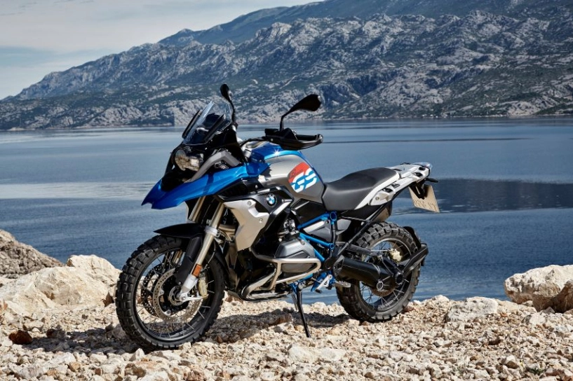 Bmw r1250 gs sẽ xuất hiện trong năm 2019 - 11