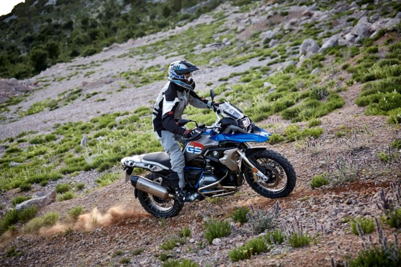 Bmw r1250 gs sẽ xuất hiện trong năm 2019 - 18