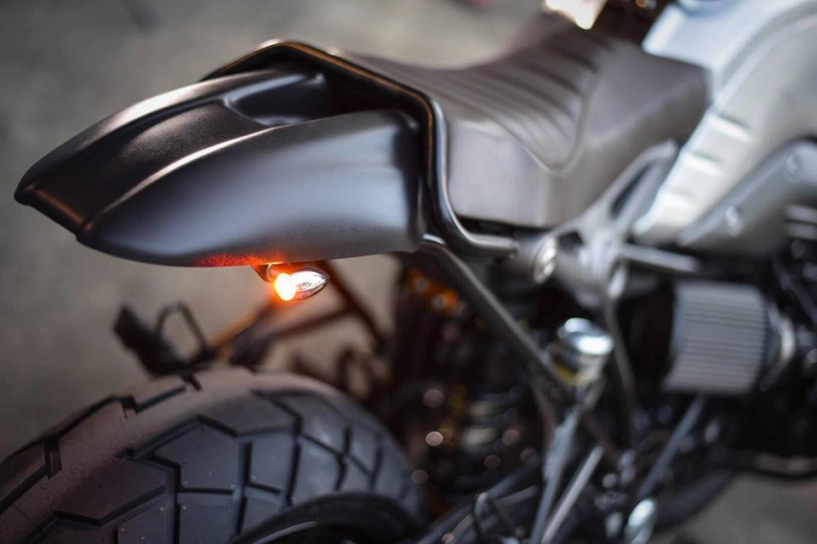 Bmw rninet dọn theo phong cách tracker style đầy mê hoặc - 9