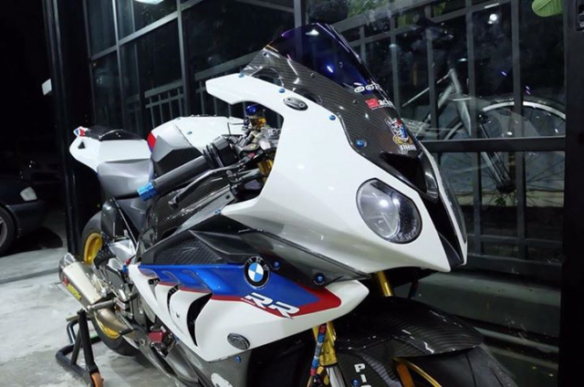 Bmw s1000rr bản nâng cấp tuyệt vời theo phong cách hp4 tricolor - 1