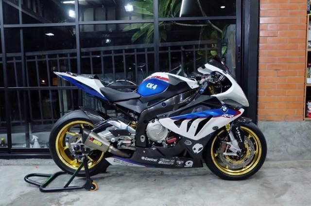 Bmw s1000rr bản nâng cấp tuyệt vời theo phong cách hp4 tricolor - 5