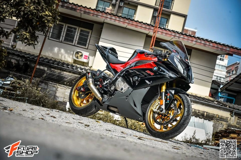 Bmw s1000rr đầy sức hút với dàn đồ chơi nóng bỏng - 1