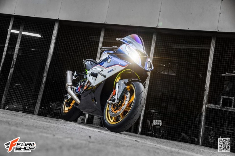 Bmw s1000rr đẹp ngất ngây đến từ đất thái - 2