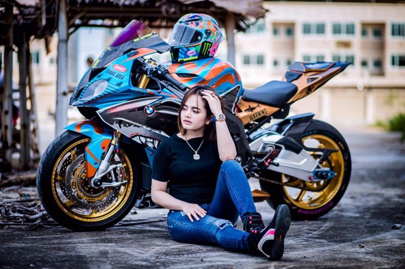 Bmw s1000rr độ khoe dáng bên mẫu ảnh thái lan - 3