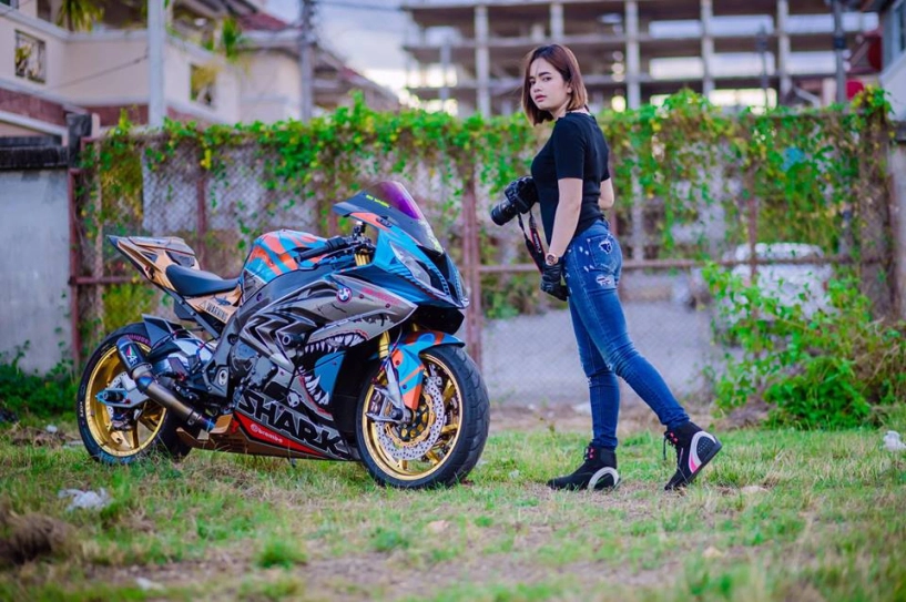 Bmw s1000rr độ khoe dáng bên mẫu ảnh thái lan - 4