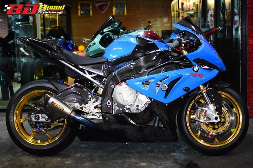 Bmw s1000rr quái thú đầy cá tính cùng dàn chân sành điệu - 4