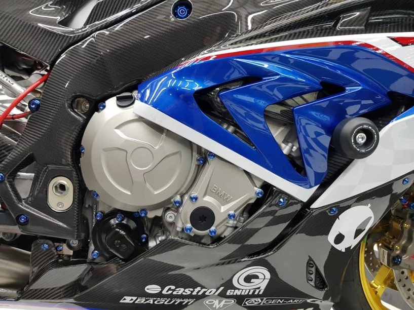 Bmw s1000rr vẻ đẹp bóng bẩy cùng trang bị cao cấp - 9