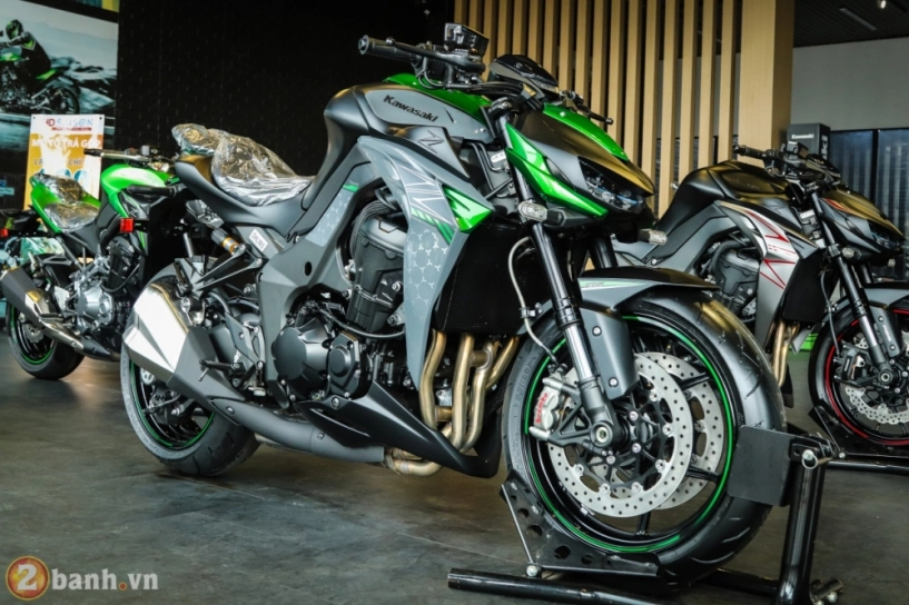 Cận cảnh kawasaki z1000 và z1000 r edition 2019 với tông màu mới đầy mạnh mẽ - 21