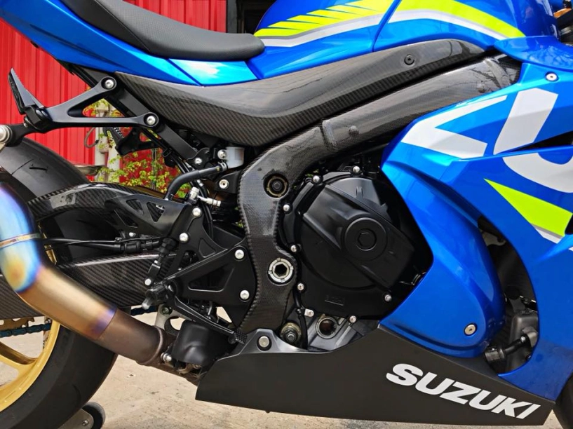 Chiêm ngưỡng dung nhan bóng bẩy từ superbike suzuki gsx-r1000 - 5