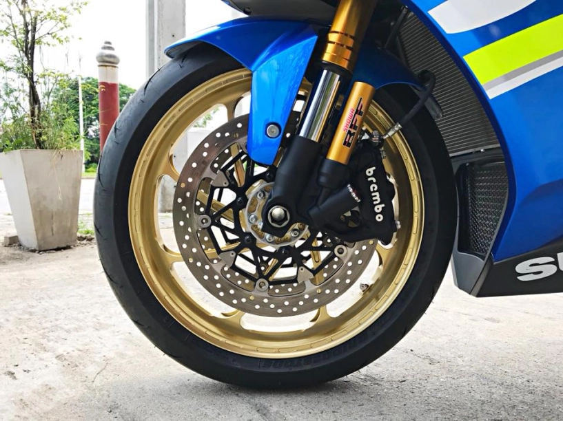 Chiêm ngưỡng dung nhan bóng bẩy từ superbike suzuki gsx-r1000 - 10