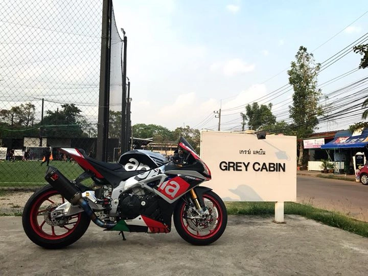 chiến mã aprilia rsv4 rf mang đầy công nghệ đến từ ý - 5