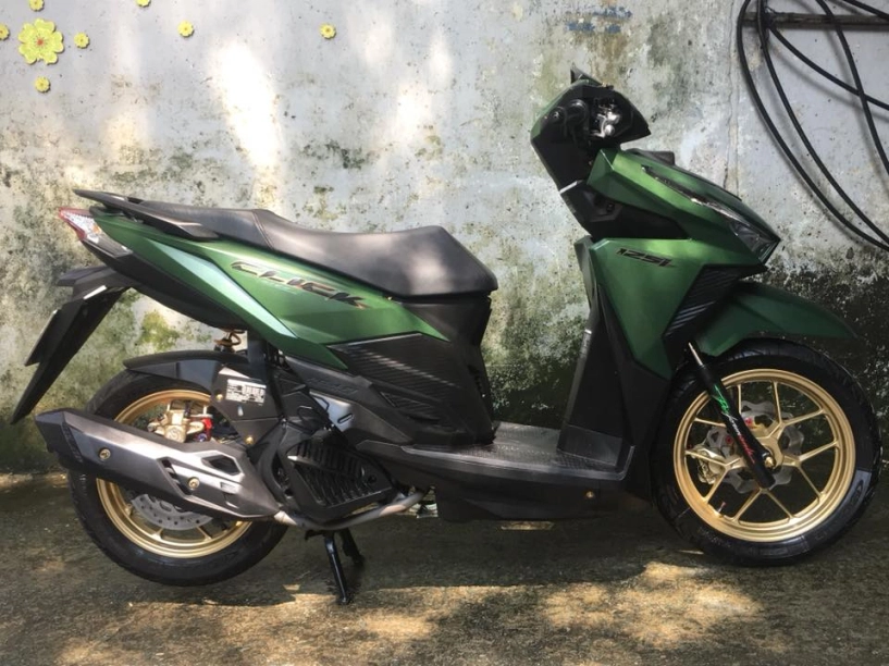 Click 125i độ đỉnh với hệ thống phanh sau được nâng cấp đầy ấn tượng - 2