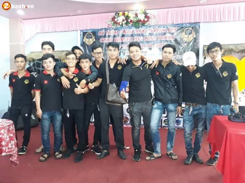 Club winner bụi long thành ôn lại kỉ niệm sau 1 năm thành lập - 1