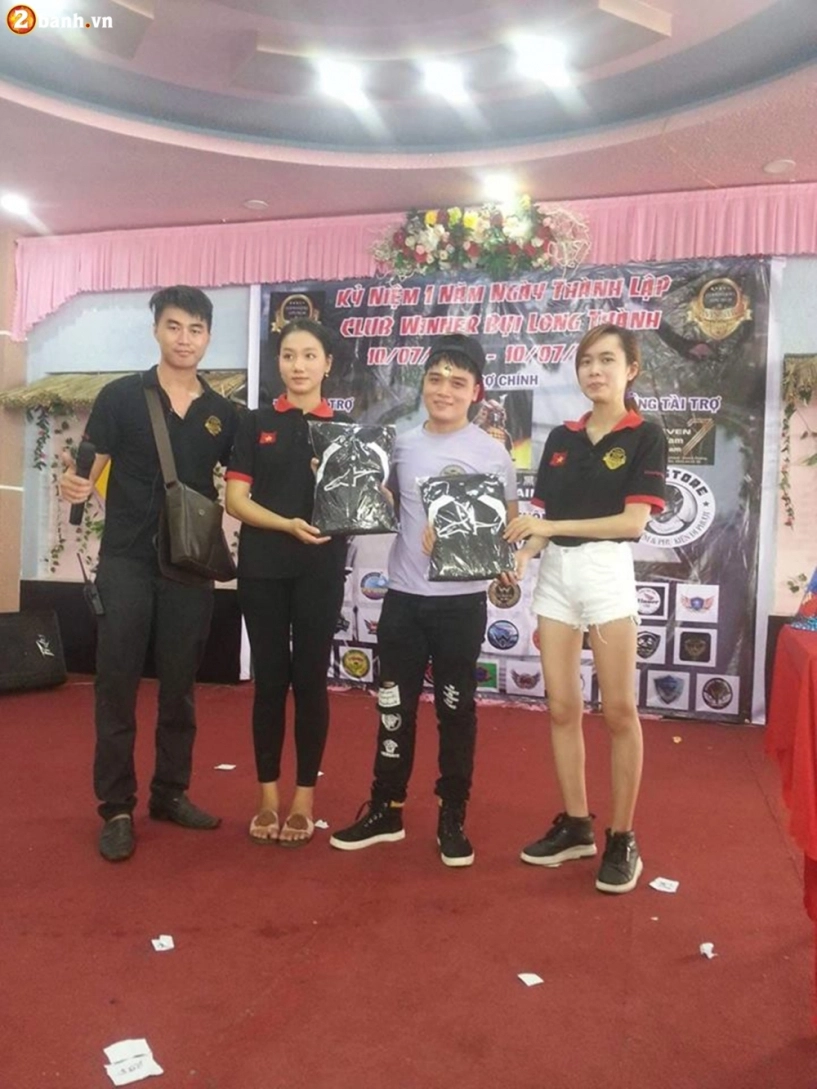 Club winner bụi long thành ôn lại kỉ niệm sau 1 năm thành lập - 11