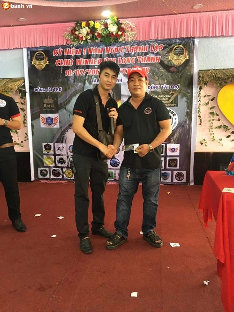 Club winner bụi long thành ôn lại kỉ niệm sau 1 năm thành lập - 14