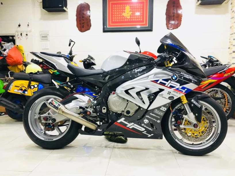 Diện kiến siêu phẩm bmw s1000rr của biker đình đám sài thành - 1