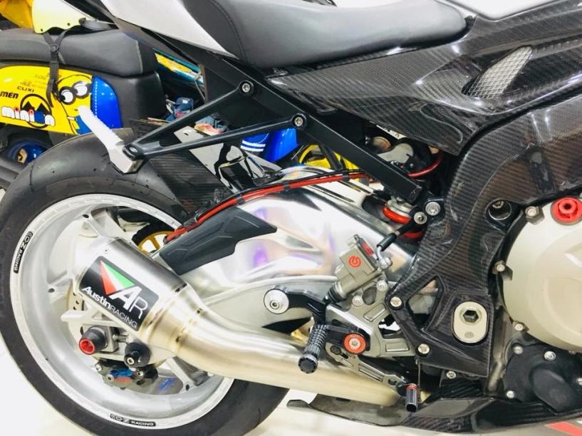 Diện kiến siêu phẩm bmw s1000rr của biker đình đám sài thành - 8