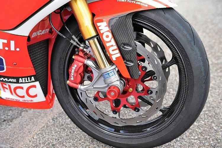 Ducati 1199 panigale cỗ máy mang đầy công nghệ khoác áo tem đấu - 6