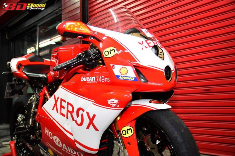 Ducati 749r mô tô huyền thoại ý hồi sinh với phong cách tem đấu xerox - 3