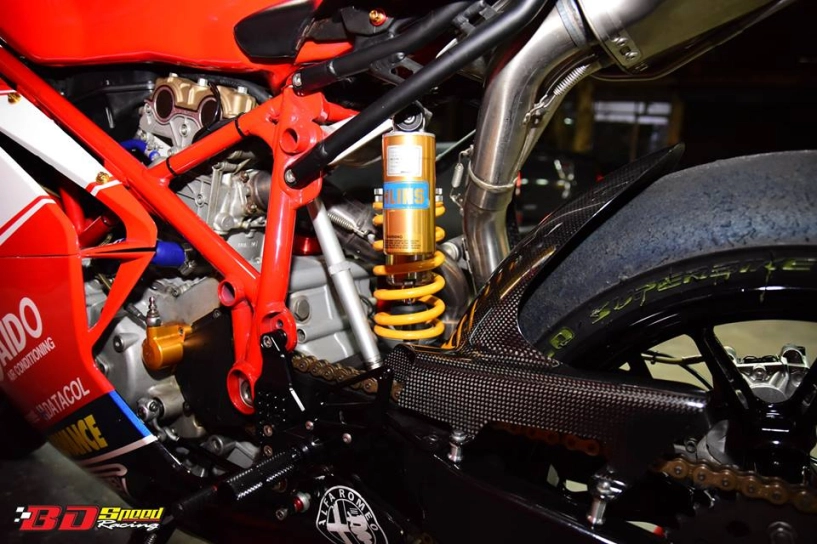 Ducati 749r mô tô huyền thoại ý hồi sinh với phong cách tem đấu xerox - 22