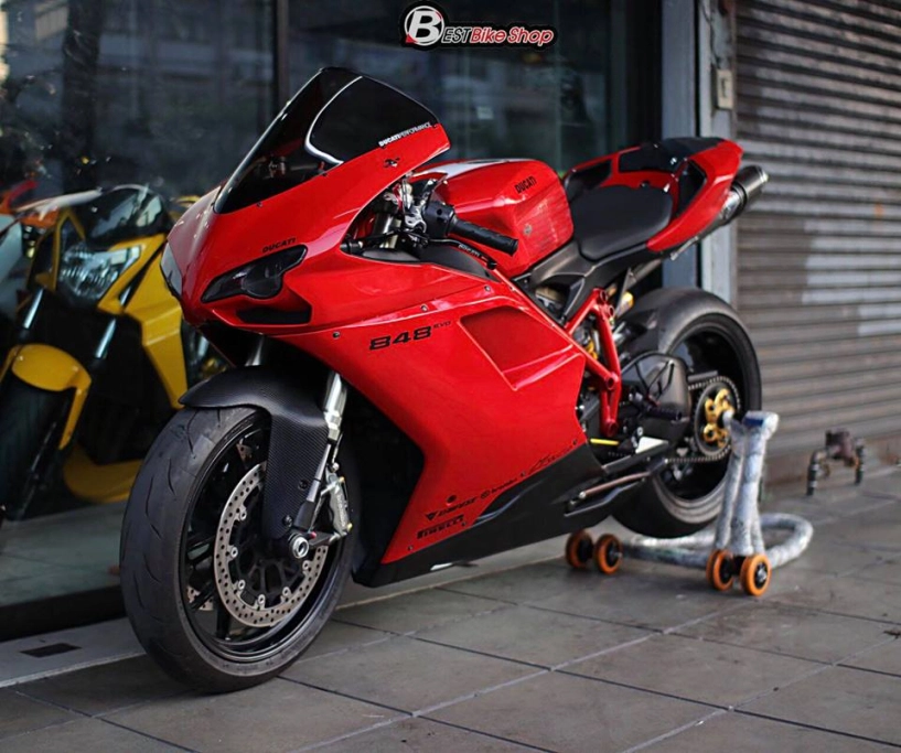 Ducati 848 vẻ đẹp khởi tạo từ quỷ đỏ huyền thoại - 1