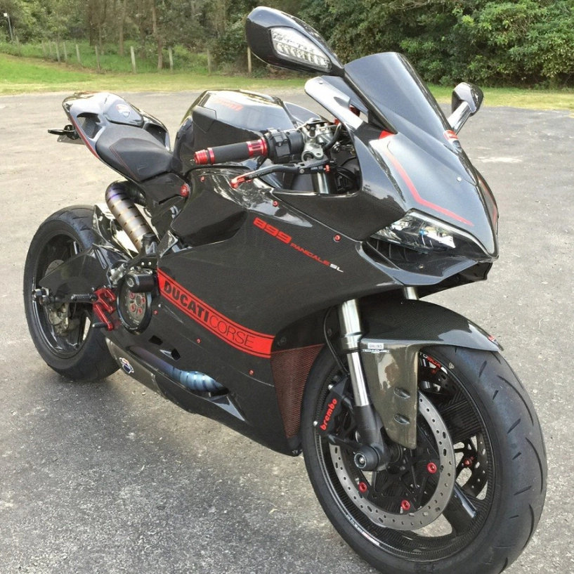 Ducati 899 panigale độ bá cháy với version full carbon - 1