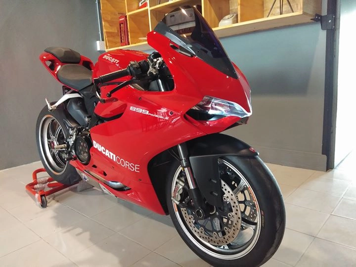 Ducati 899 panigale nổi bật với dàn chân chói lòa - 7