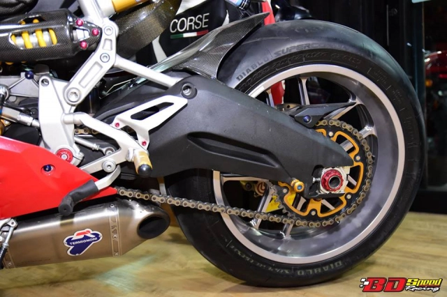 Ducati 899 panigale nổi bật với nhiều tình tiết thay đổi - 7