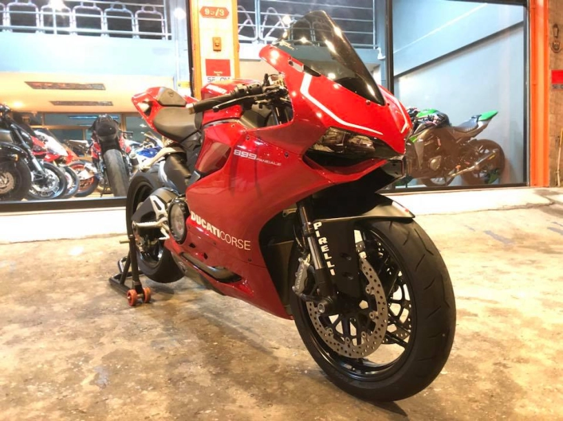 Ducati 899 panigale vẻ đẹp khó cưỡng từ thiết kế hoàn hảo - 1