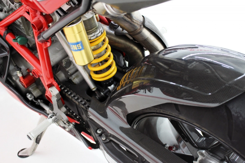 Ducati 999 huyền thoại vang bóng một thời - 9