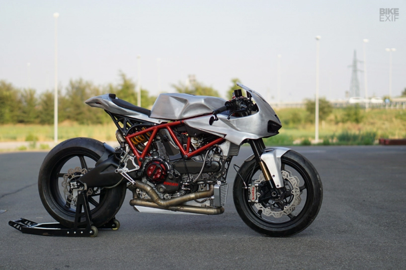 Ducati cafe fighter mang thiết kế máy bay chiến đấu của simone conti - 3