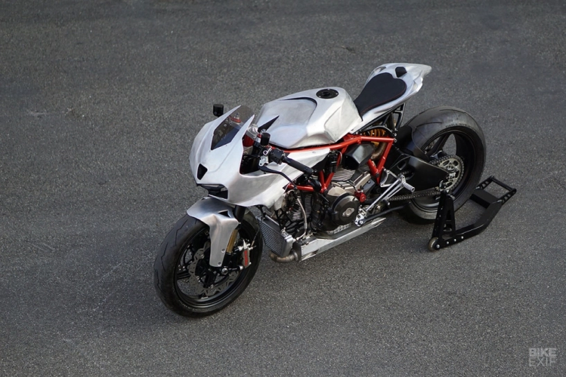 Ducati cafe fighter mang thiết kế máy bay chiến đấu của simone conti - 6