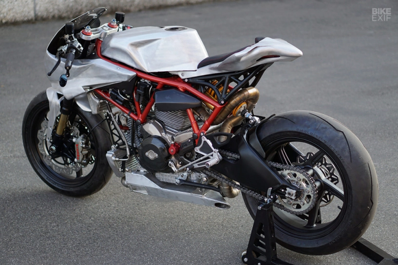 Ducati cafe fighter mang thiết kế máy bay chiến đấu của simone conti - 7