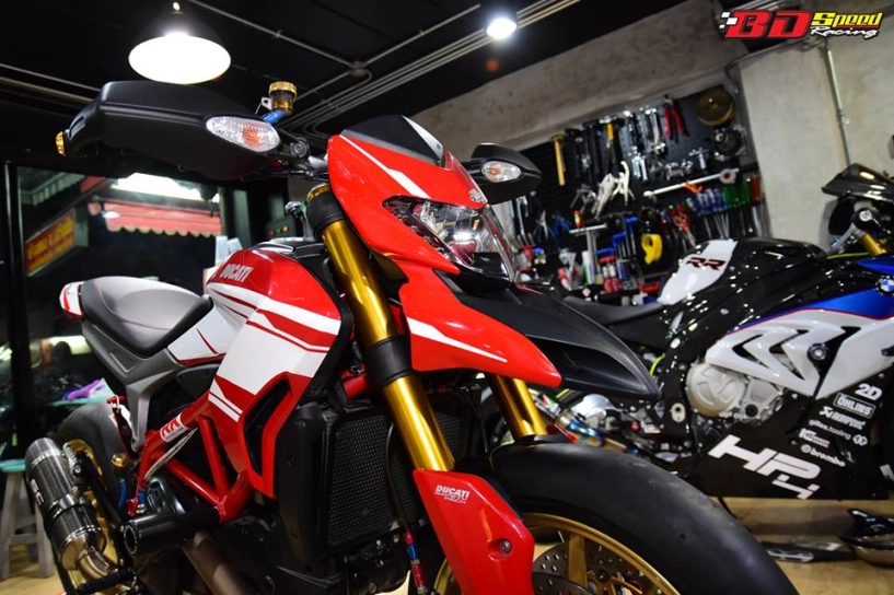 Ducati hypermotard 821 bản độ đầy hiệu năng đến từ bd speed racing - 2