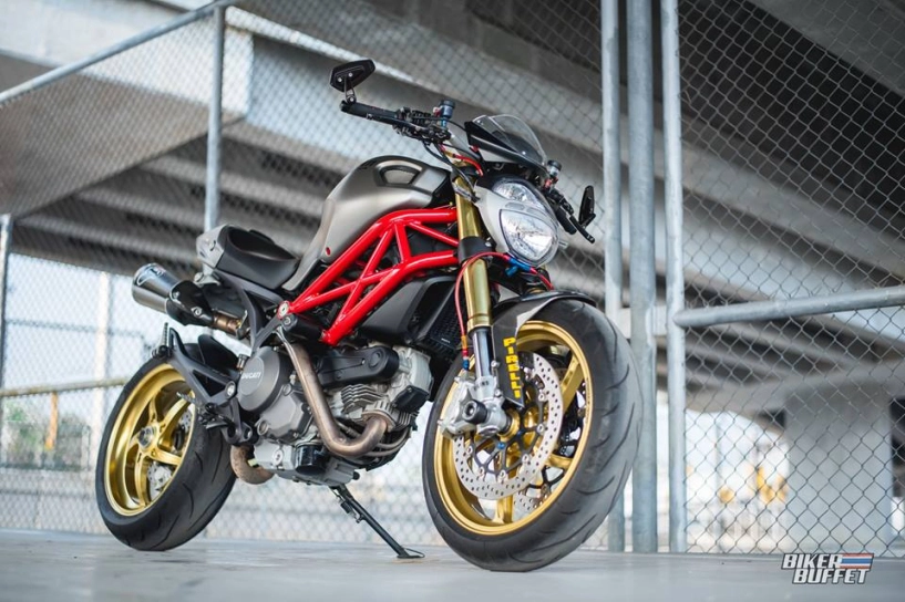 Ducati monster 796 đậm chất chơi dàn chân hàng hiệu - 2