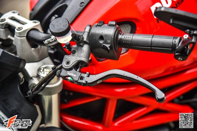 Ducati monster 796 vẻ tinh túy của dòng monster trở nên đặc biệt với loạt trang bị - 4