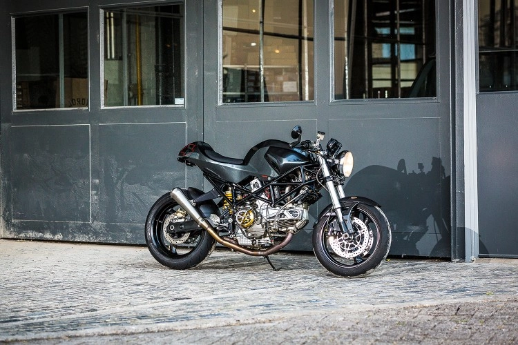 Ducati monster 900ie cafe racer đậm chất chơi từ tay độ maarten timmer - 2