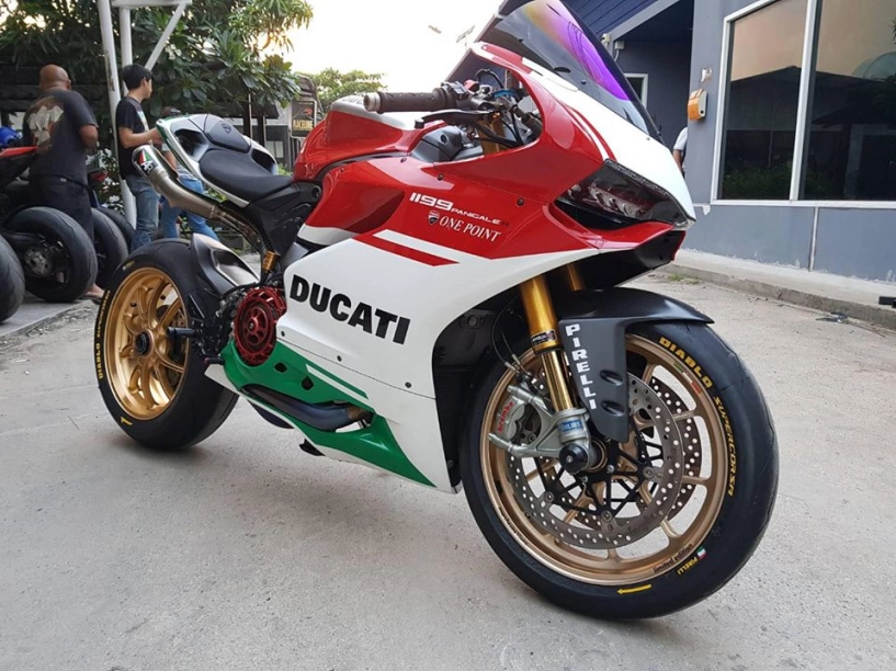 Ducati panigale 1199r bản độ bá cháy với nòng súng austin racing rs22 full inconel - 1