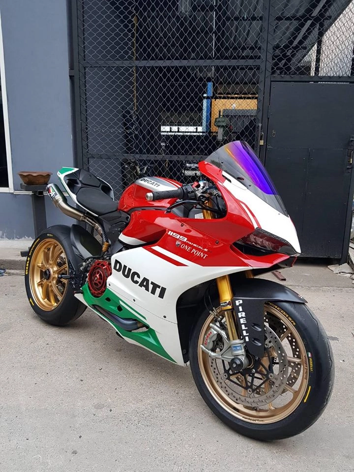 Ducati panigale 1199r bản độ bá cháy với nòng súng austin racing rs22 full inconel - 2