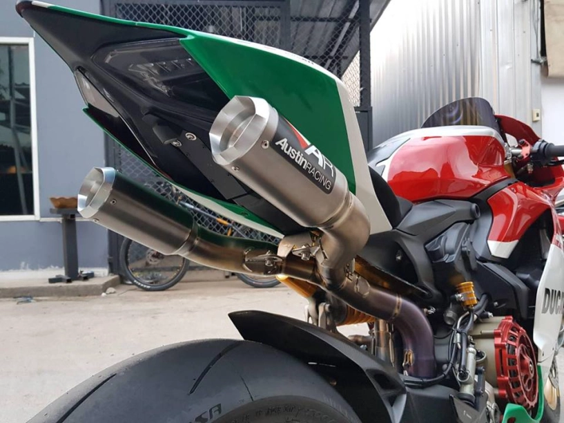 Ducati panigale 1199r bản độ bá cháy với nòng súng austin racing rs22 full inconel - 5