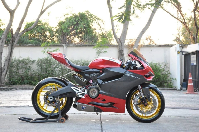 Ducati panigale 899 độ nhẹ cực chất đến từ xứ chùa vàng - 15
