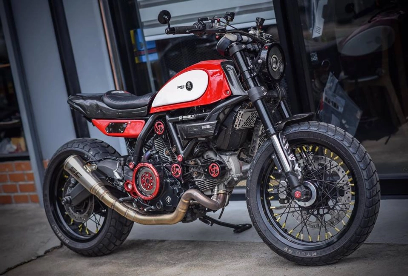 Ducati scrambler bản độ tracker đầy nhiệt huyết từ mugello - 1