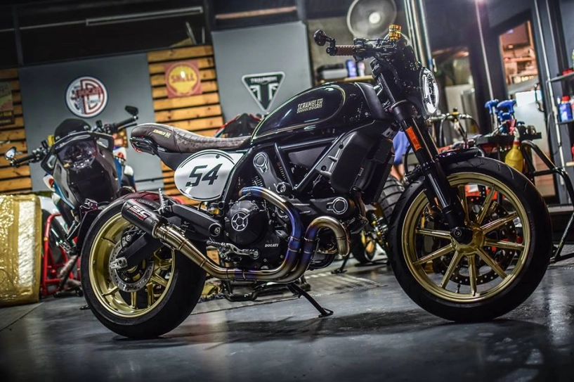 Ducati scrambler cafe racer cucstom by mugello - 1