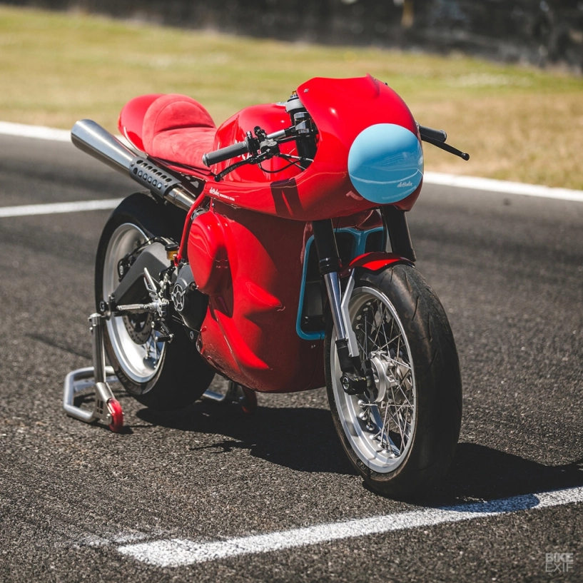 Ducati scrambler racer bản độ tuyệt phẩm theo phong cách siêu xe ferrari 250lm - 2