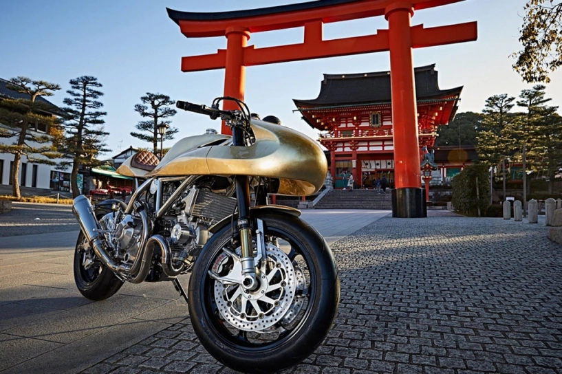 Ducati scrambler vẻ đẹp thăng hoa từ công nghệ dát vàng - 2