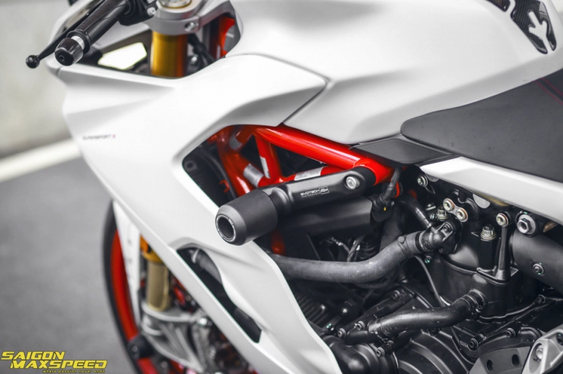 Ducati supersport s siêu phẩm mô tô đường phố độ nhẹ nhàng với tone màu trắng tinh khôi - 7