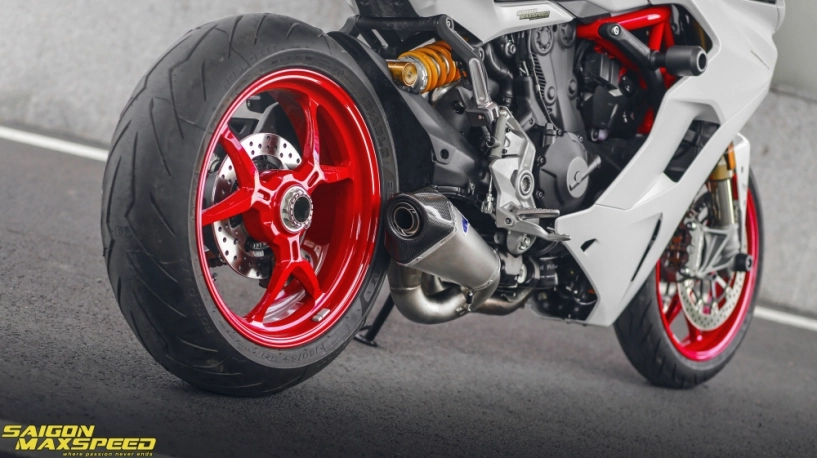 Ducati supersport s siêu phẩm mô tô đường phố độ nhẹ nhàng với tone màu trắng tinh khôi - 8