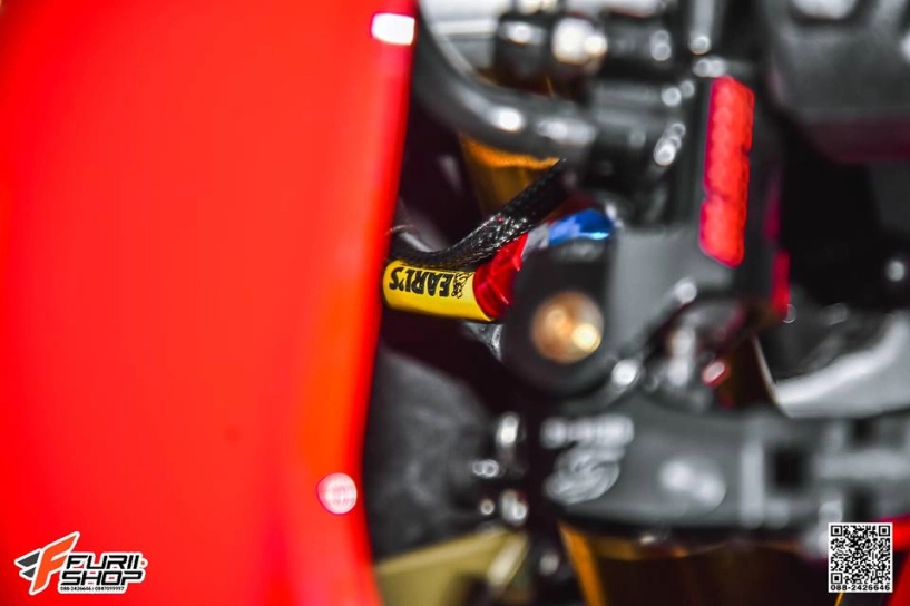Ducati v4 panigale kết hợp tinh tế với dàn thương hiệu gale speed - 5